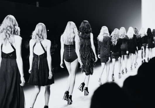 PARTECIPA ALLA MILANO FASHION WEEK